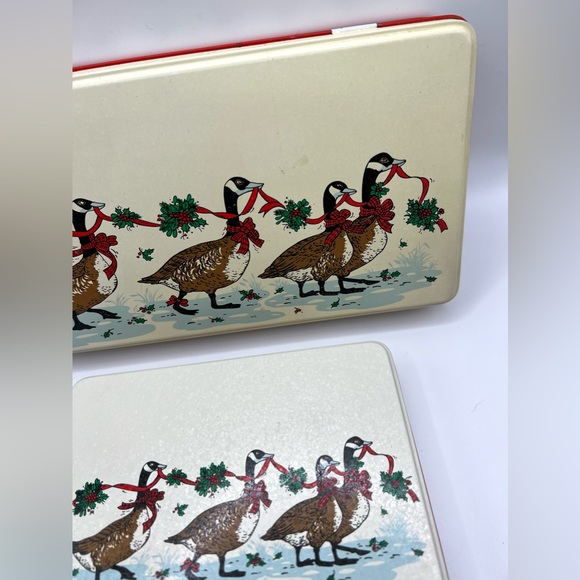 Vintage Potpourri Press Holiday Christmas Geese 2 Tin Cans Hong Kong - Picture 3 of 9